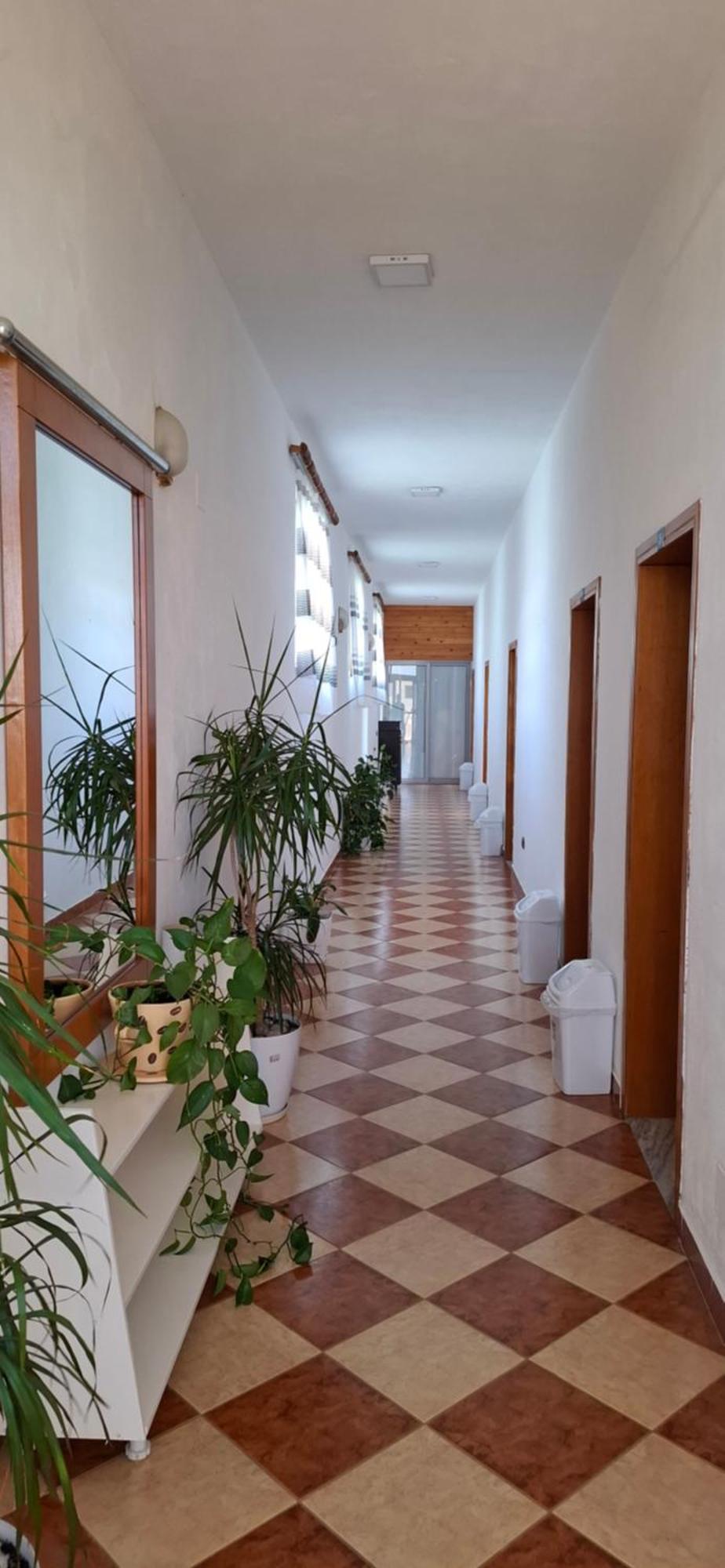 Hotel Sirena Radhimë エクステリア 写真